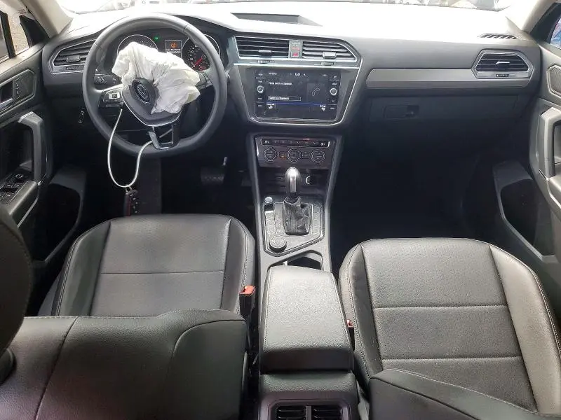 2020 VOLKSWAGEN TIGUAN SE  