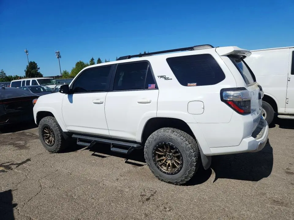 2020 TOYOTA 4RUNNER TRD OFF-ROAD PREMIUM  