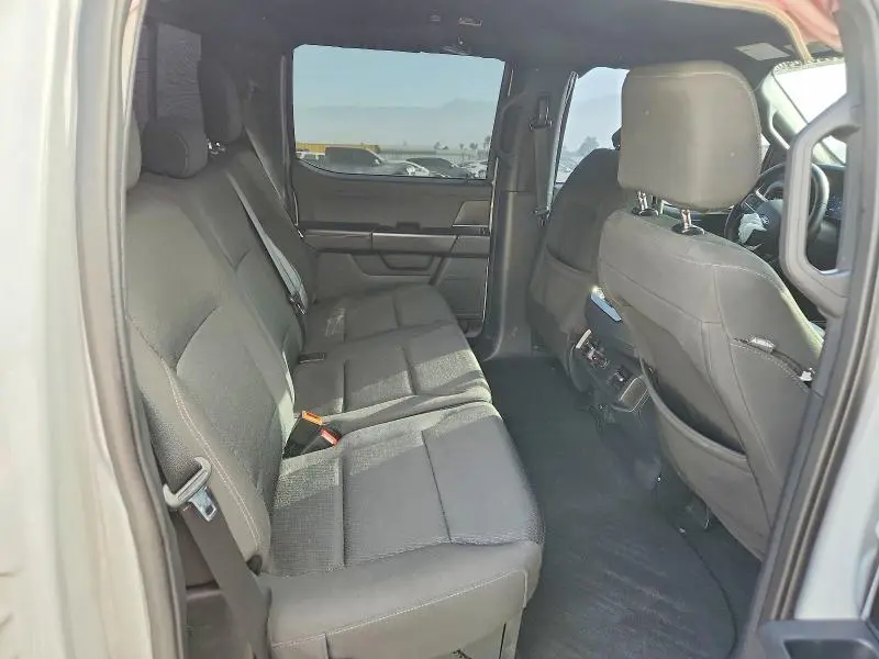 2024 FORD F150 XLT  