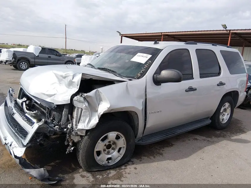 2010 CHEVROLET TAHOE LS