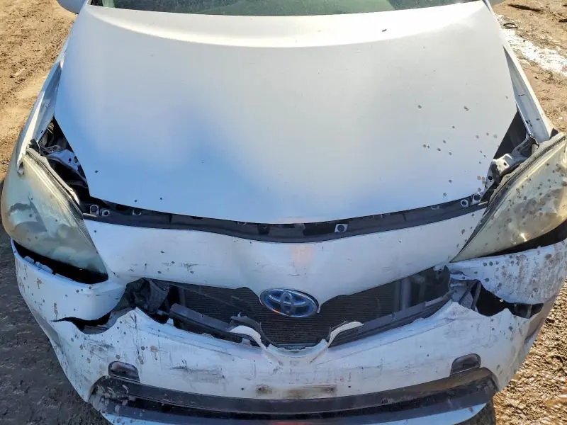 2013 TOYOTA PRIUS TWO  