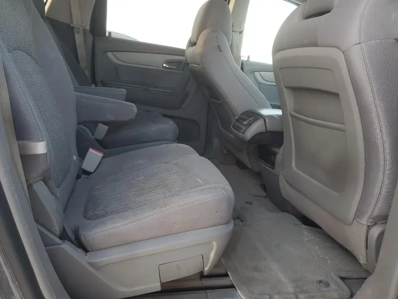 2013 CHEVROLET TRAVERSE LT  