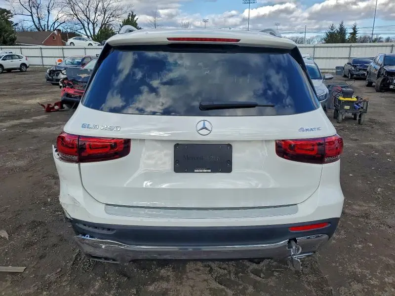 2021 MERCEDES-BENZ GLB 250 4MATIC  