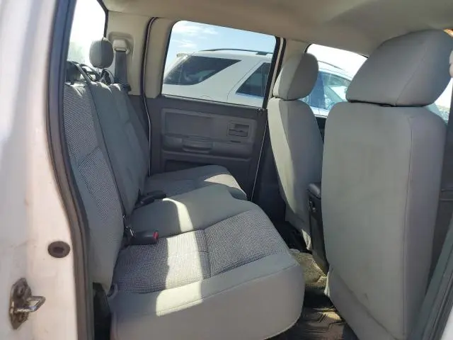 2011 DODGE DAKOTA SLT  