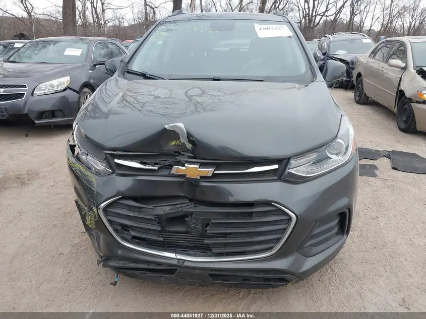 2020 CHEVROLET TRAX FWD LT