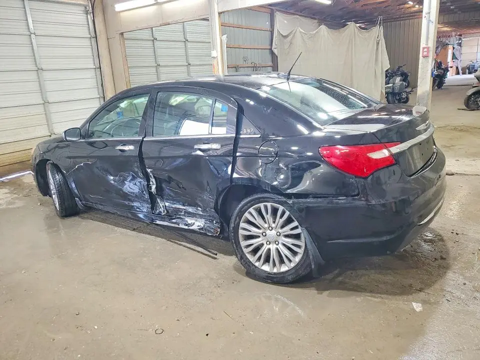 2011 CHRYSLER 200 LIMITED  