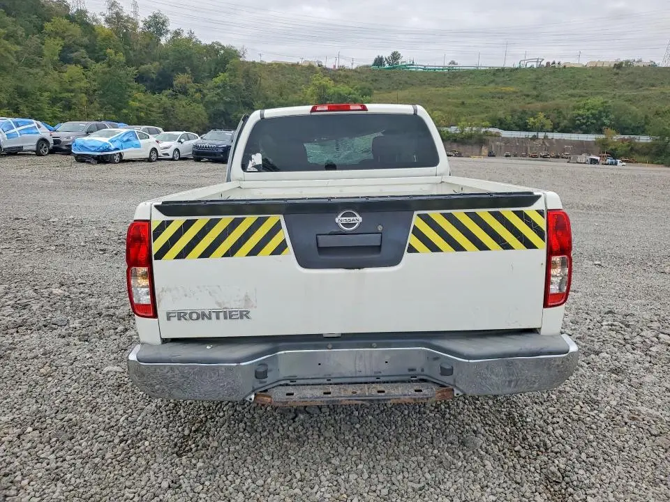 2016 NISSAN FRONTIER S  
