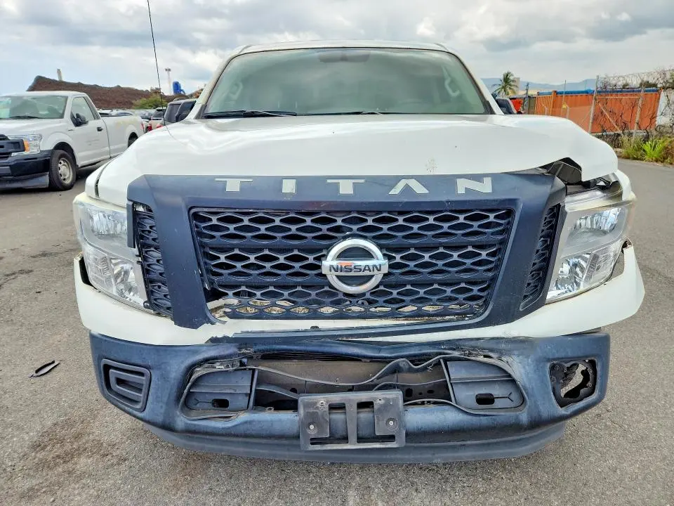 2018 NISSAN TITAN S  