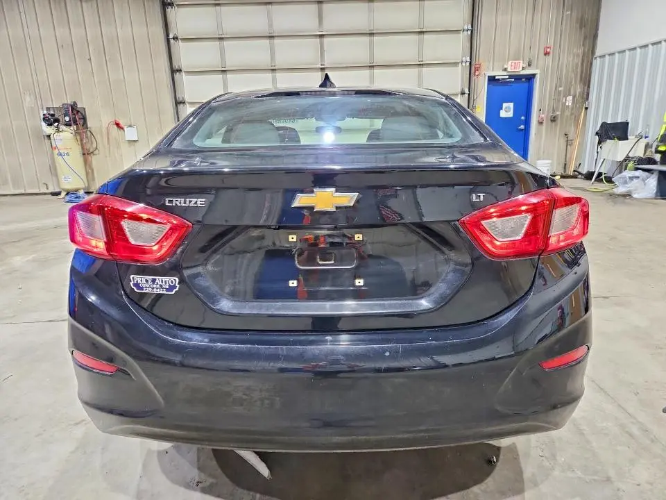 2019 CHEVROLET CRUZE LT  