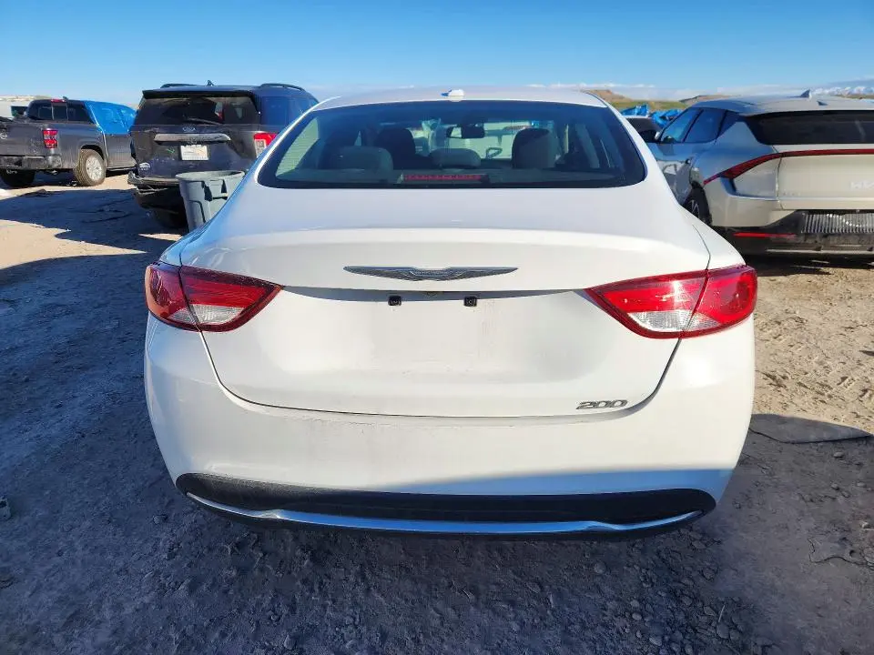 2015 CHRYSLER 200 LIMITED  