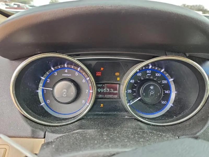 2012 HYUNDAI SONATA SE  