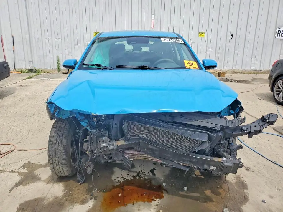 2022 HYUNDAI KONA SE  
