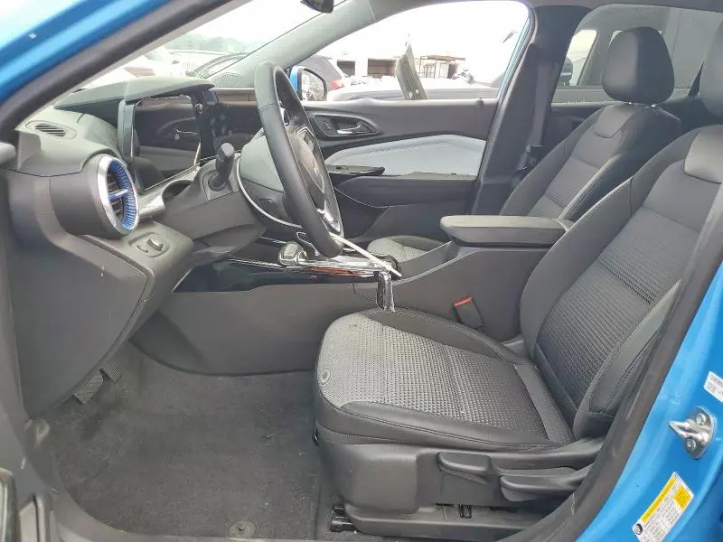 2025 CHEVROLET TRAX 1LT  
