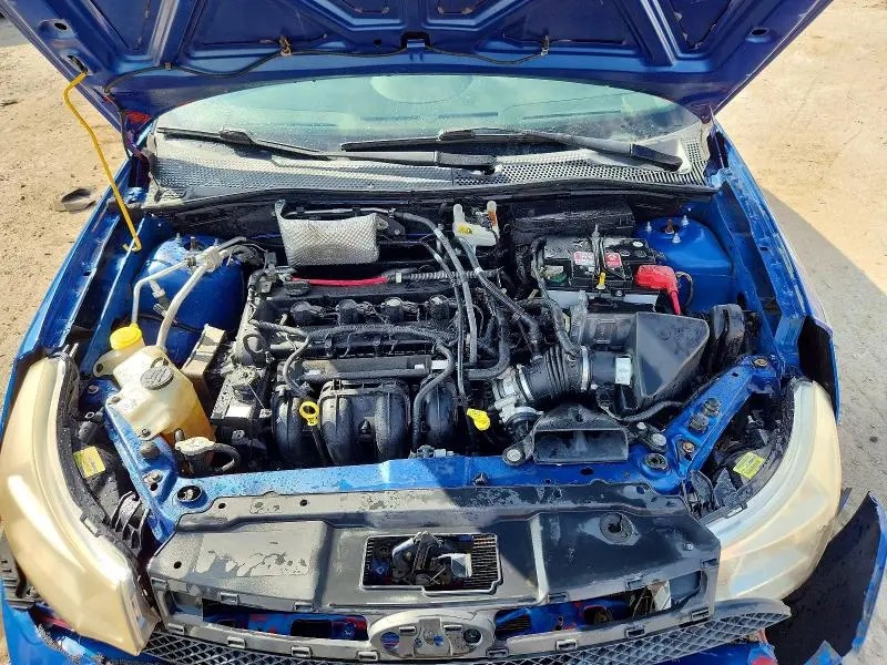 2011 FORD FOCUS SE  