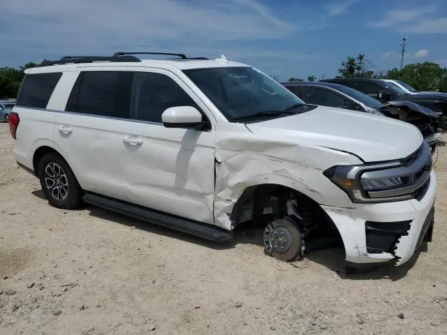 2024 FORD EXPEDITION XLT  