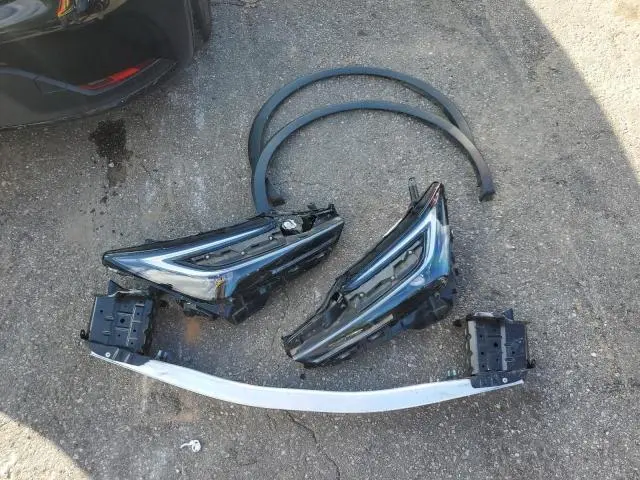 2023 TOYOTA PRIUS LE  