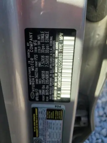 2017 HYUNDAI SANTA FE SE  