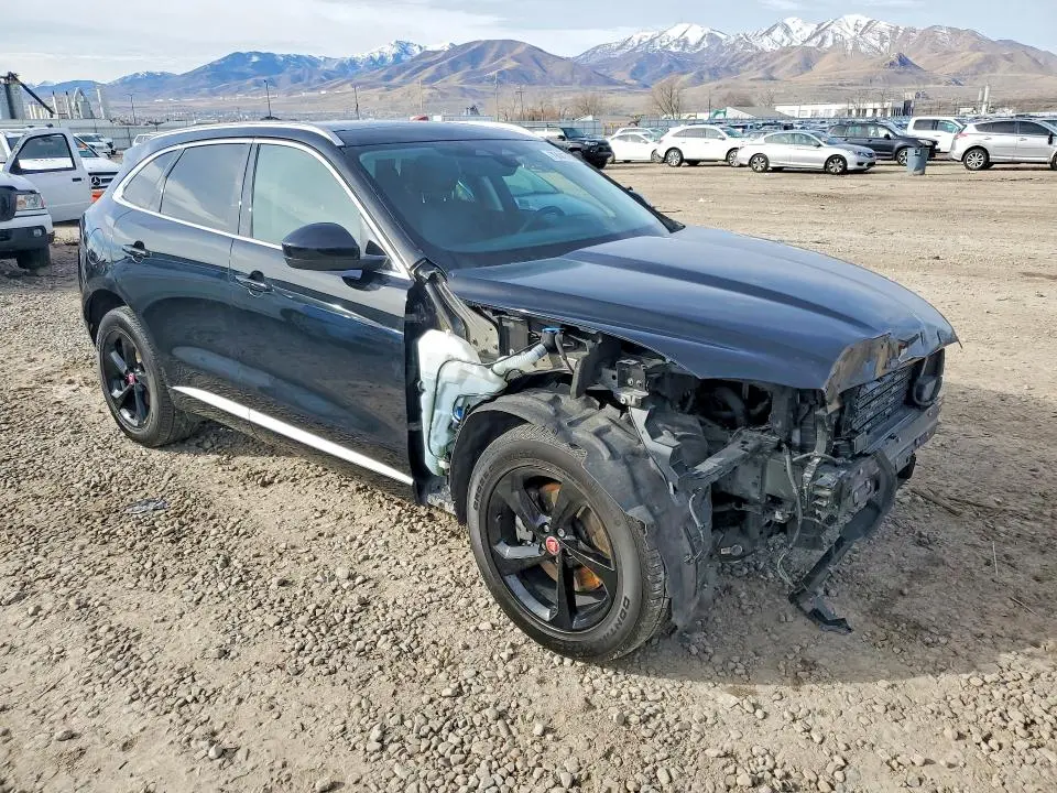 2023 JAGUAR F-PACE S  