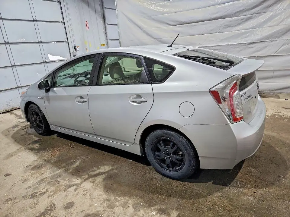 2012 TOYOTA PRIUS TWO  