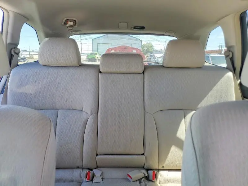 2011 SUBARU OUTBACK 2.5I PREMIUM  