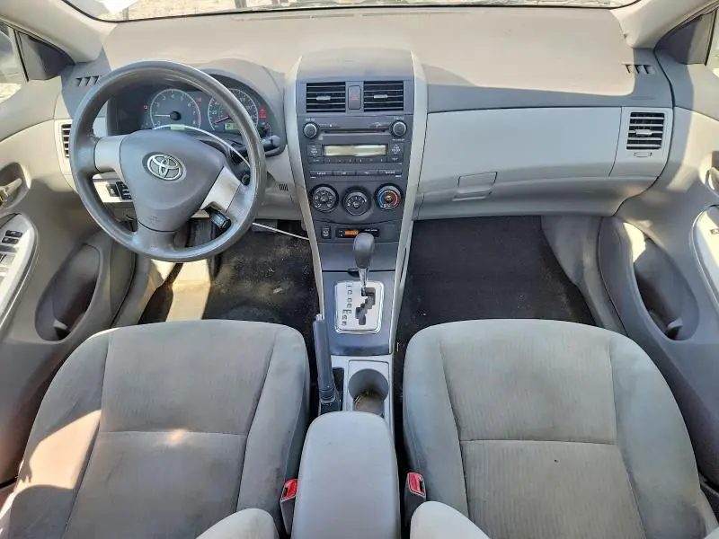 2010 TOYOTA COROLLA LE  