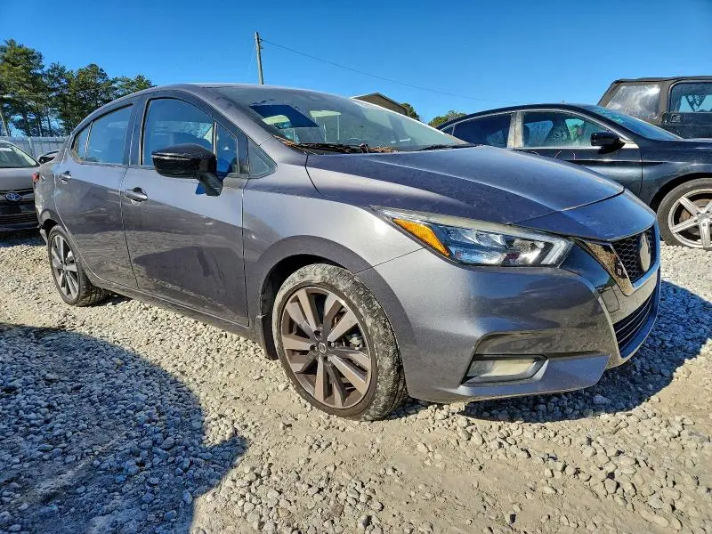 2020 NISSAN VERSA SR  