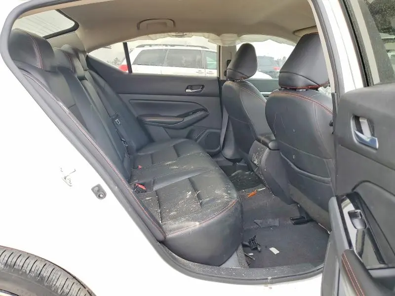 2023 NISSAN ALTIMA SR  