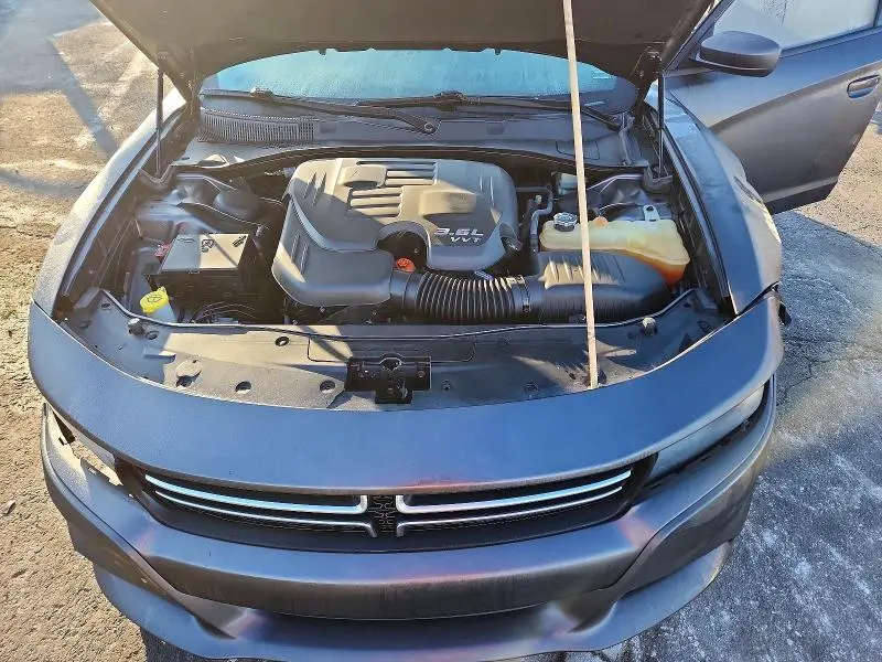 2015 DODGE CHARGER SE  