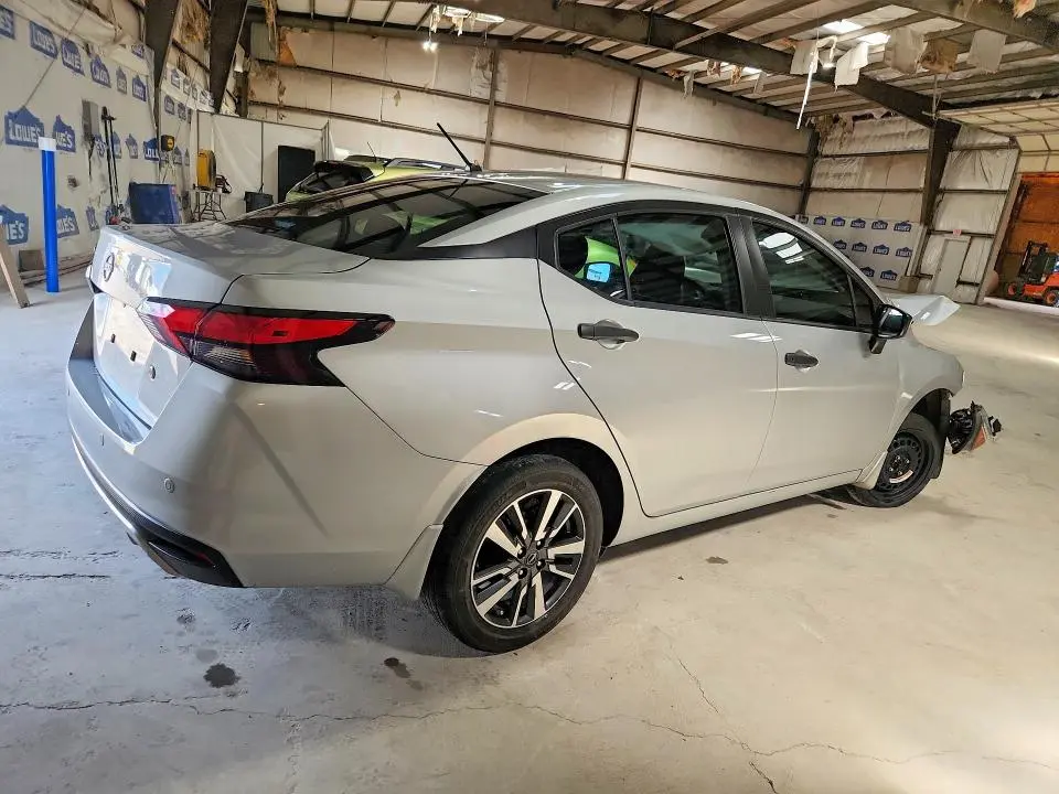 2024 NISSAN VERSA S  