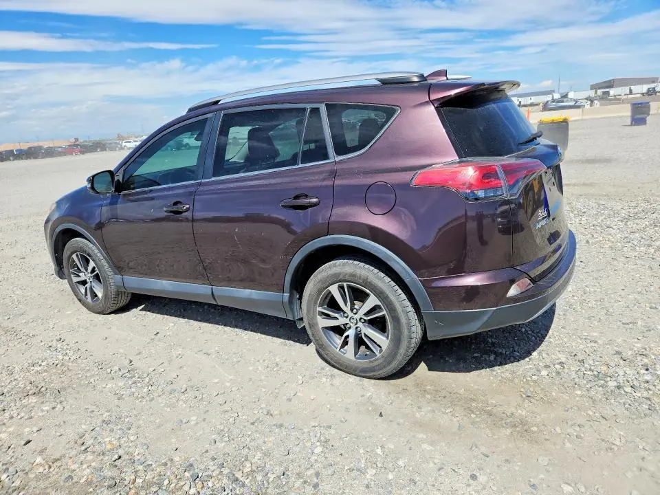 2018 TOYOTA RAV4 XLE  