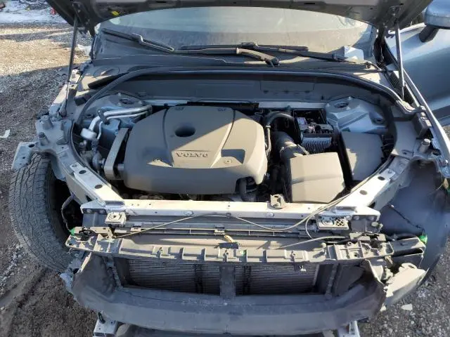 2020 VOLVO XC60 T5 MOMENTUM  
