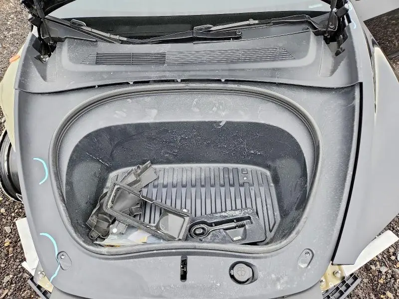 2026 TESLA MODEL 3   