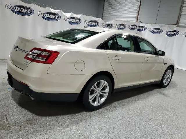2017 FORD TAURUS SEL  
