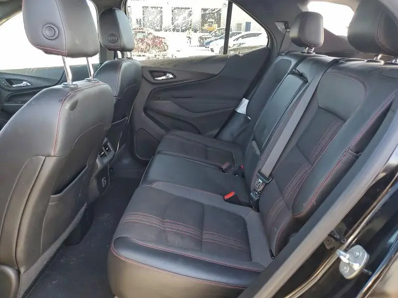 2022 CHEVROLET EQUINOX RS  