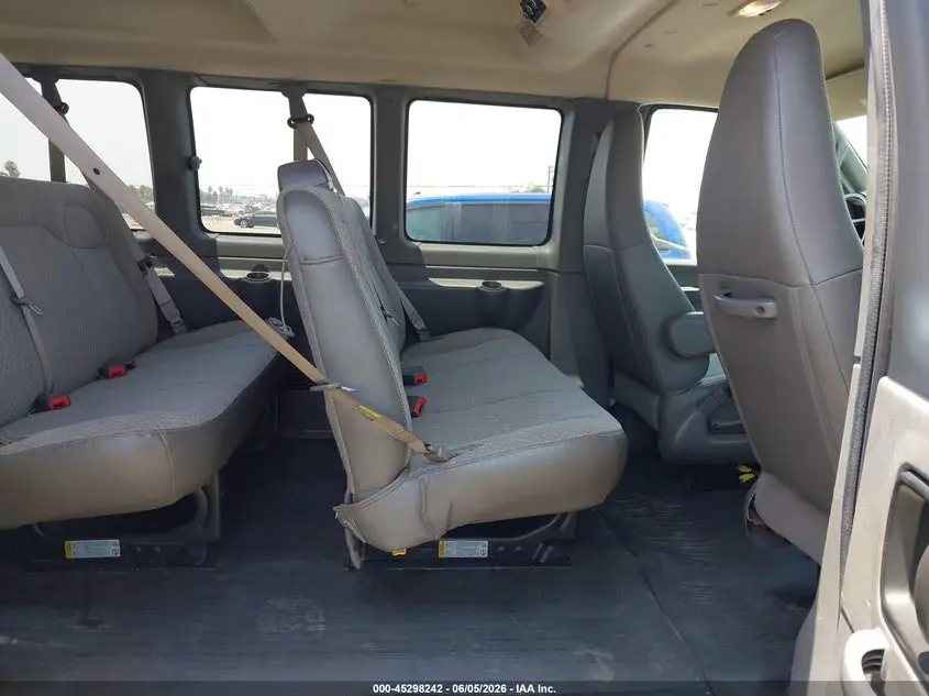 2018 CHEVROLET EXPRESS 2500 LS