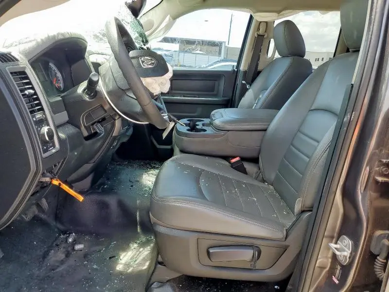 2018 RAM 1500 ST