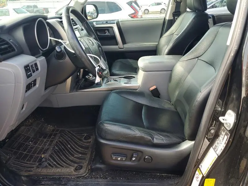 2013 TOYOTA 4RUNNER SR5  