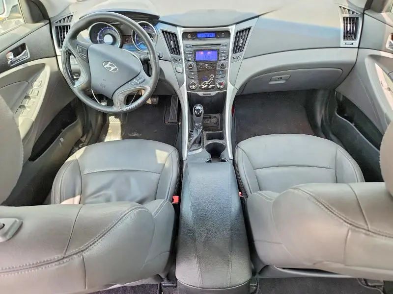 2012 HYUNDAI SONATA GLS  