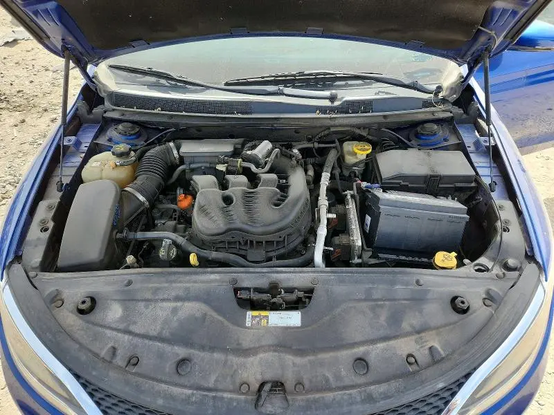 2015 CHRYSLER 200 C  