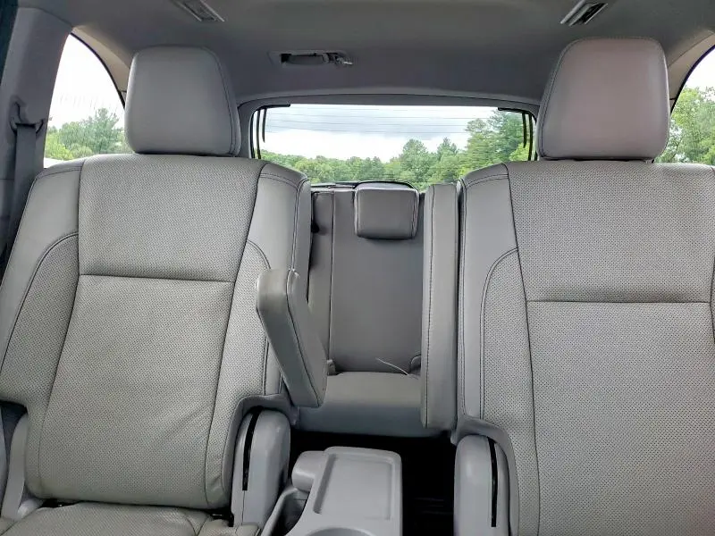 2017 TOYOTA HIGHLANDER LIMITED PLATINUM  