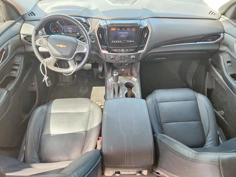 2020 CHEVROLET TRAVERSE LT  