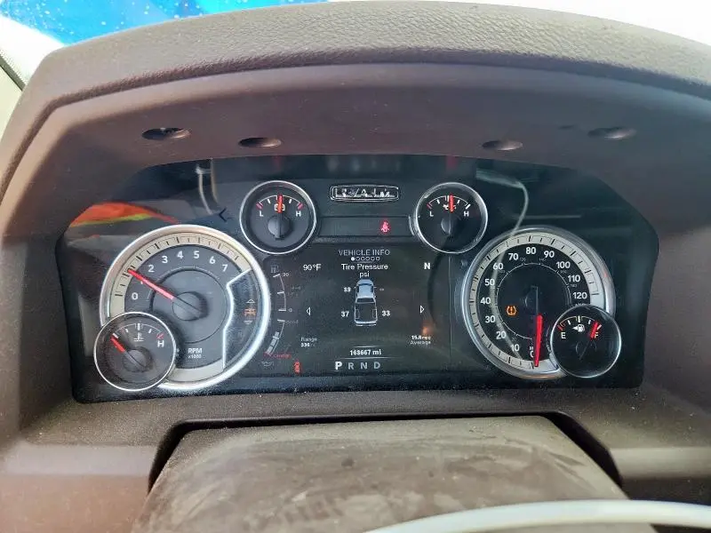 2014 RAM 1500 SLT  