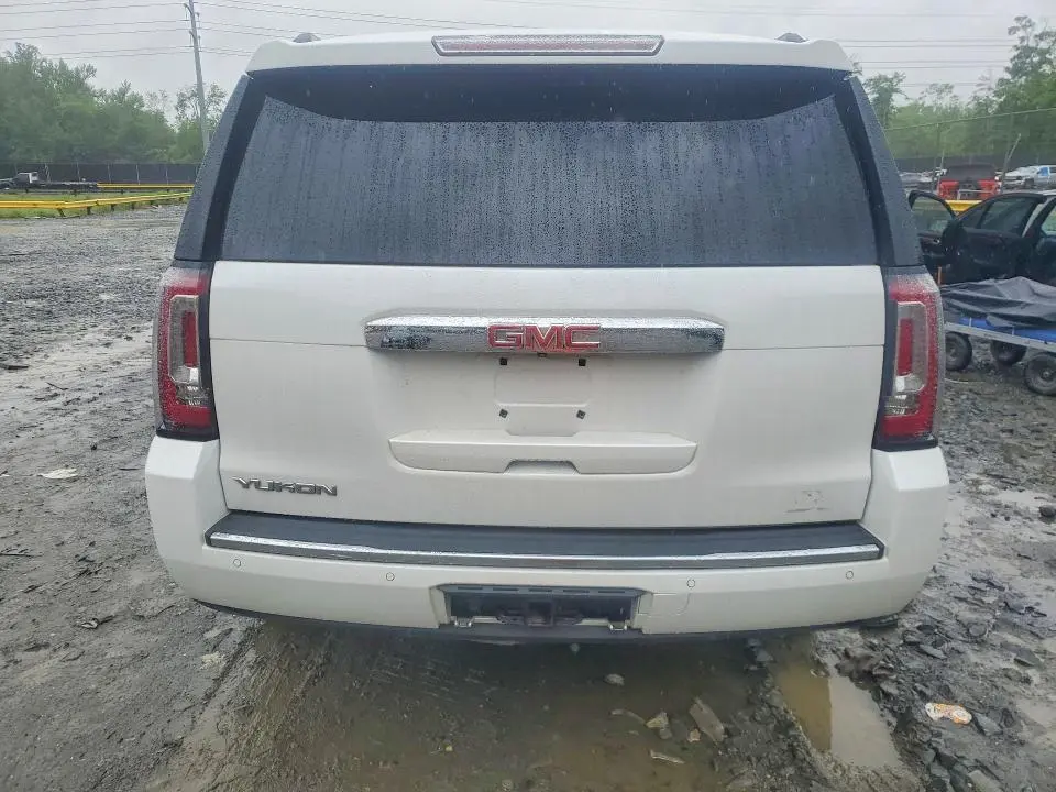 2016 GMC YUKON DENALI  