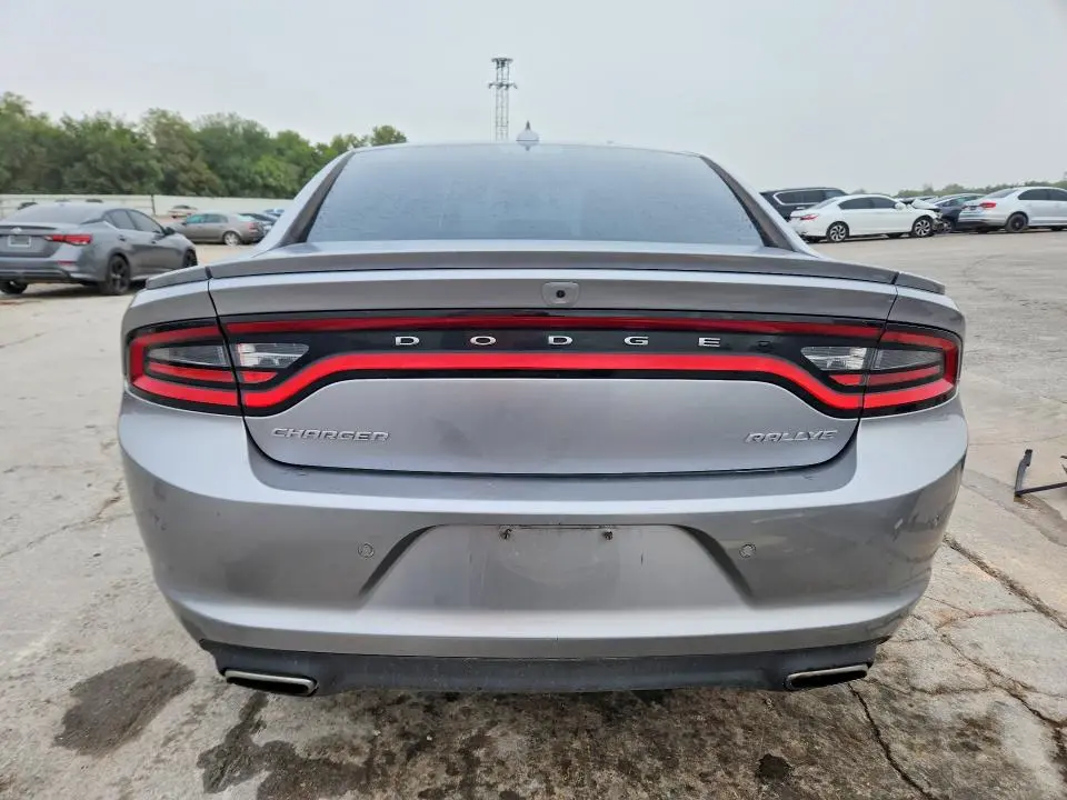 2016 DODGE CHARGER SXT  