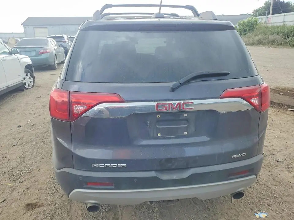 2017 GMC ACADIA SLE  