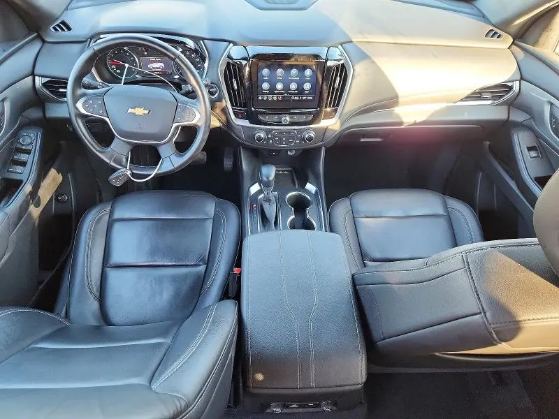2023 CHEVROLET TRAVERSE LT  
