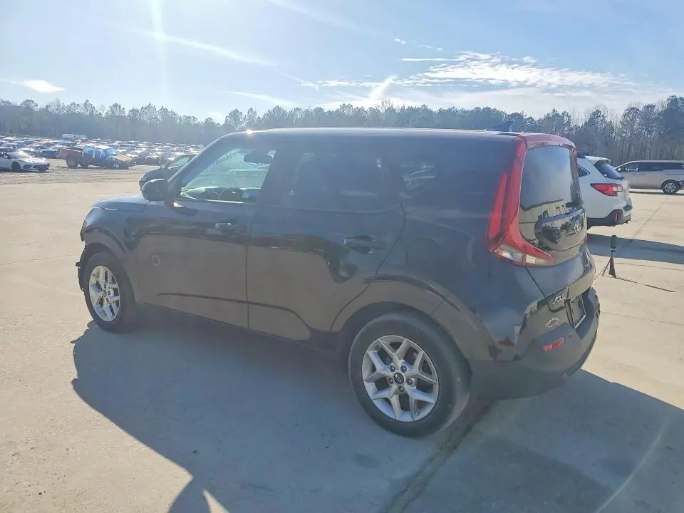 2020 KIA SOUL LX  