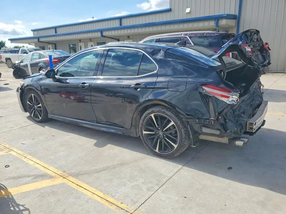 2019 TOYOTA CAMRY XSE V6  
