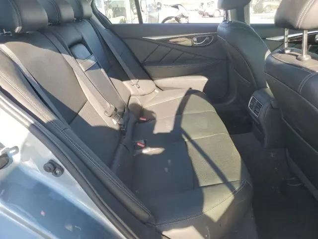 2018 INFINITI Q50 LUXE  
