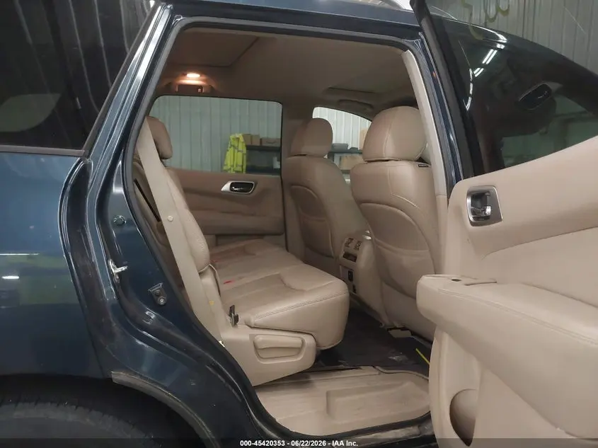 2015 NISSAN PATHFINDER PLATINUM